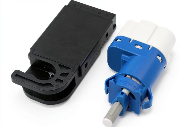 MOTOKU Automotive Stoplight Switch-3
